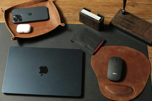 NOMAD - THE LEATHER MOUSE PAD
